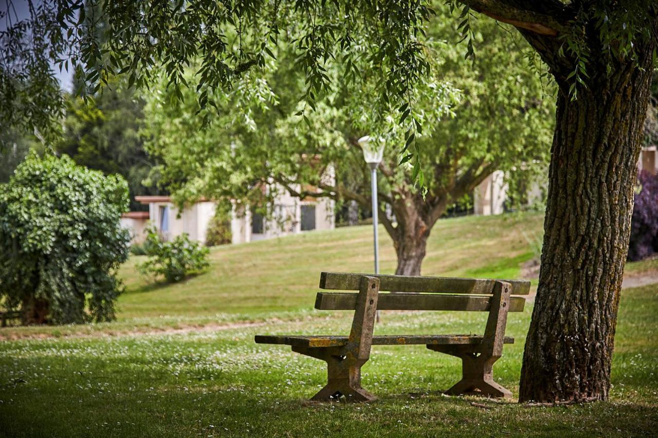 Отель Les Jardins De L'Anjou Montjean-sur-Loire Экстерьер фото